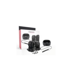 DARKNESS - MANETTE E COLLETTO IN PELLE NERA