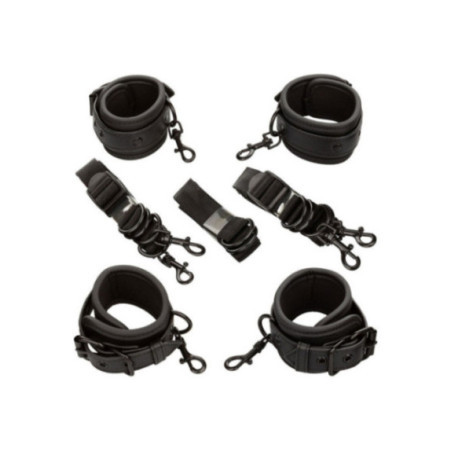 CALEXOTICS - NOCTURNAL CINGHIE PER LETTO IN PELLE REGOLABILI NERE